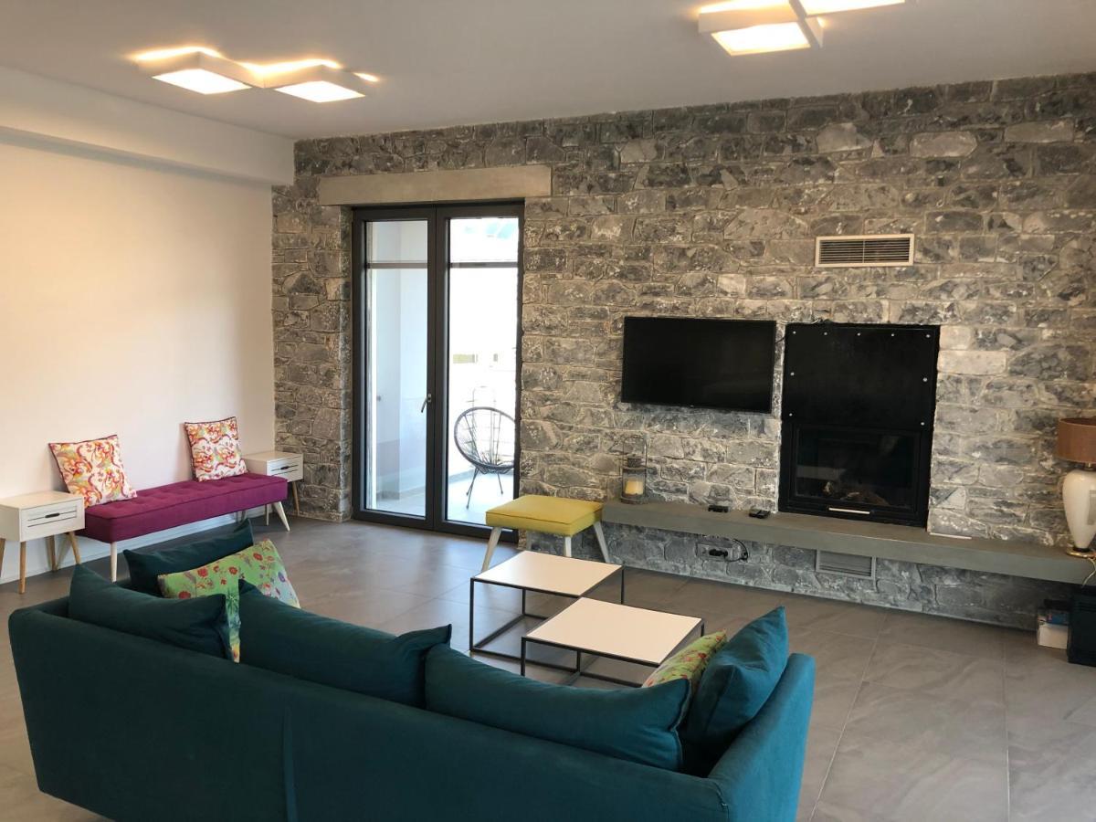 Elion Luxury Apartments Kalamata Eksteriør billede