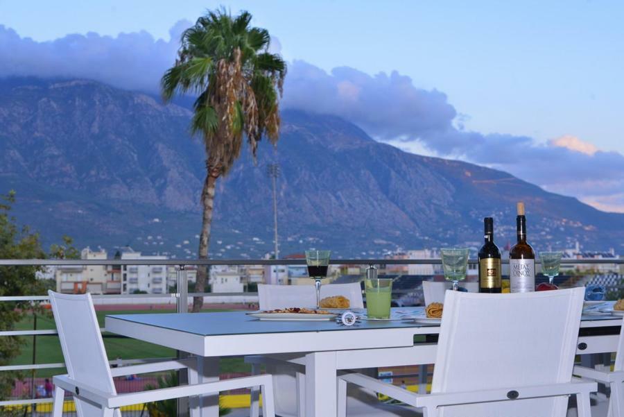 Elion Luxury Apartments Kalamata Eksteriør billede